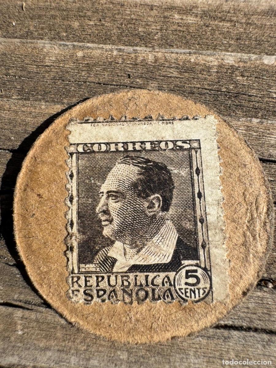 Monete Repubblica: Moneda de papel de la Guerra Civil Espa&ntilde;ola bando republicano 1937-38 5 c&eacute;ntimos 3,5cms