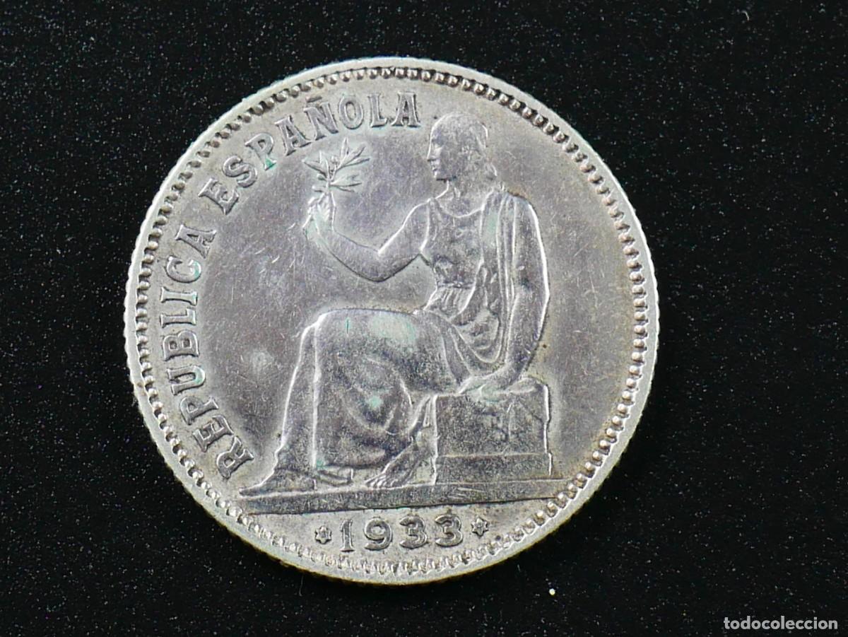 Monedas Rep&uacute;blica: 1 Peseta 1933 *3-*4 &ndash; II Rep&uacute;blica Espa&ntilde;ola &ndash; Plata .835 &ndash; Estrellas visibles