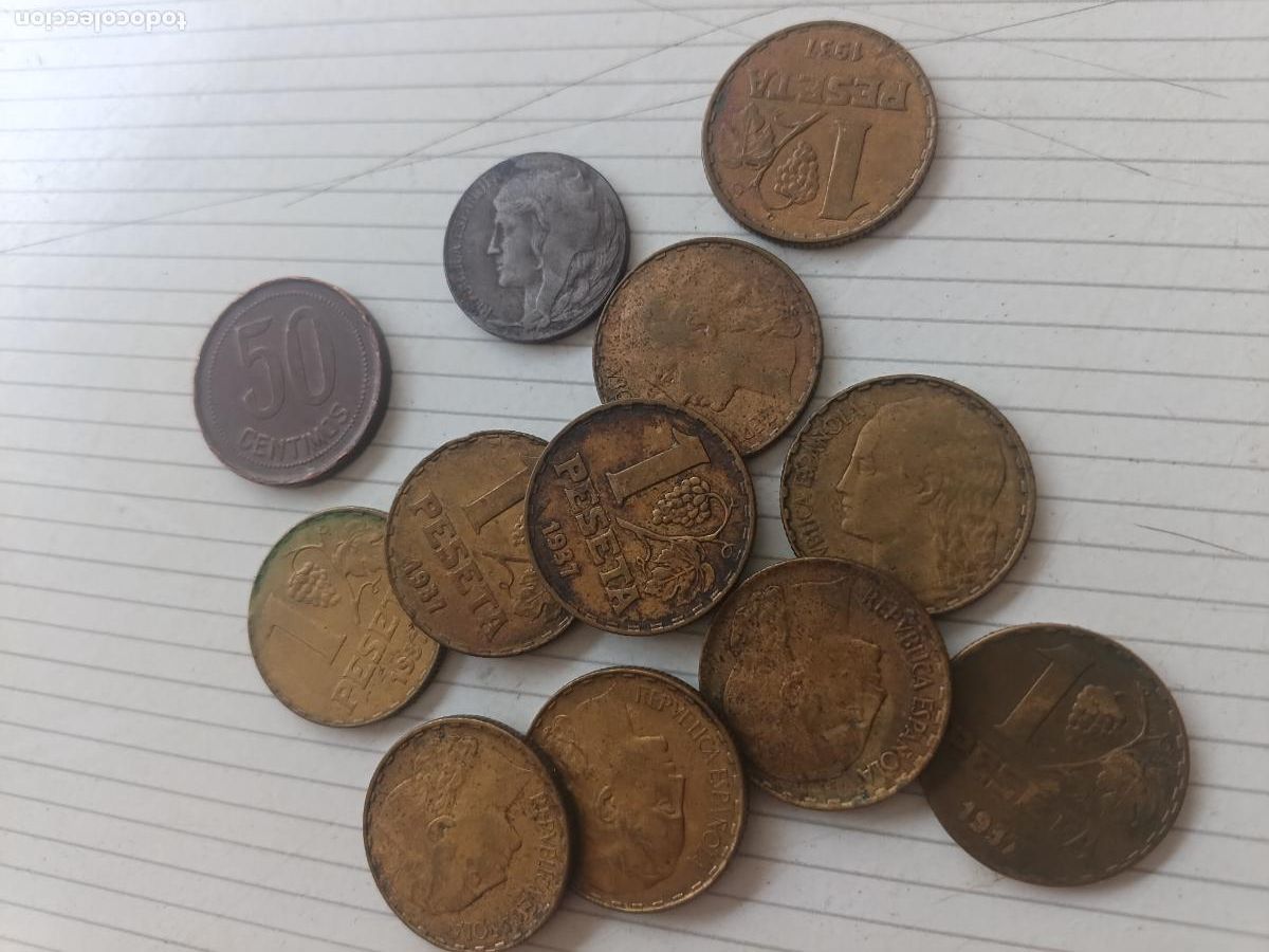 Monedas Rep&uacute;blica: 12 monedas II Rep&uacute;blica