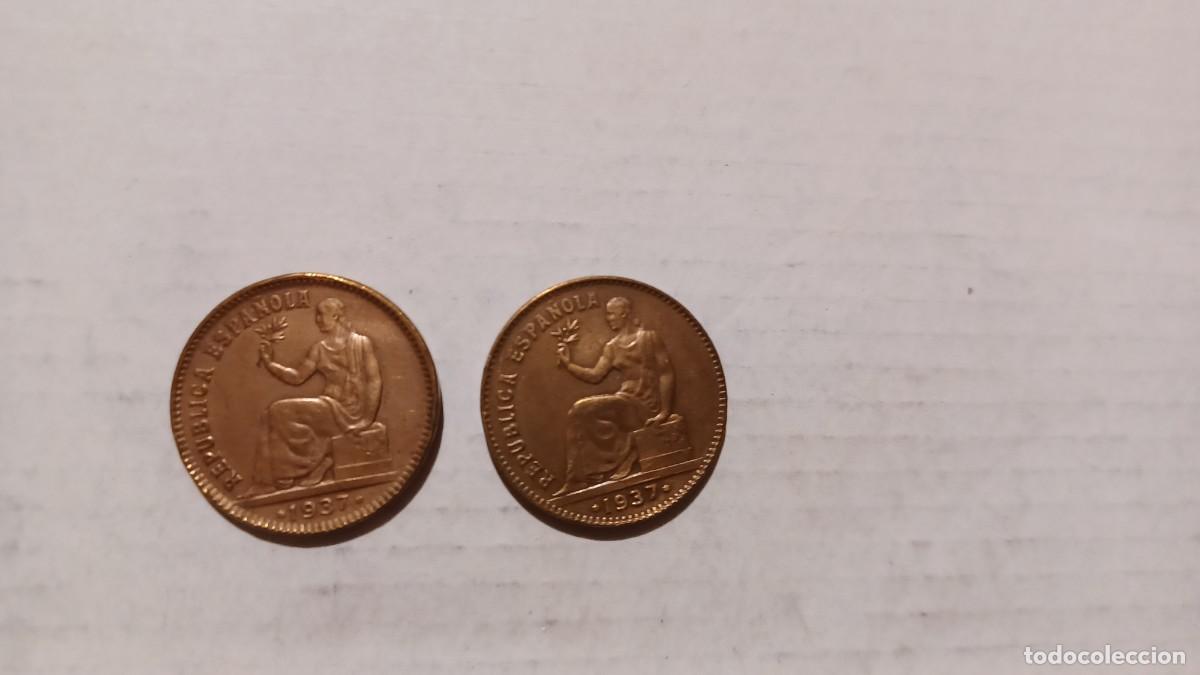 Monedas Rep&uacute;blica: 2 monedas de 50 centimos II Republica