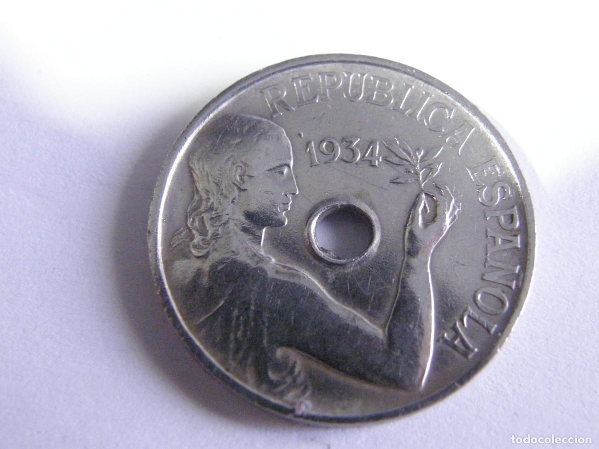 Monedas Rep&uacute;blica: Espa&ntilde;a &ndash; 25 C&eacute;ntimos 1934, II Rep&uacute;blica - &rdquo;La Dama del Olivo&rdquo; - Agujero Central - KM#439