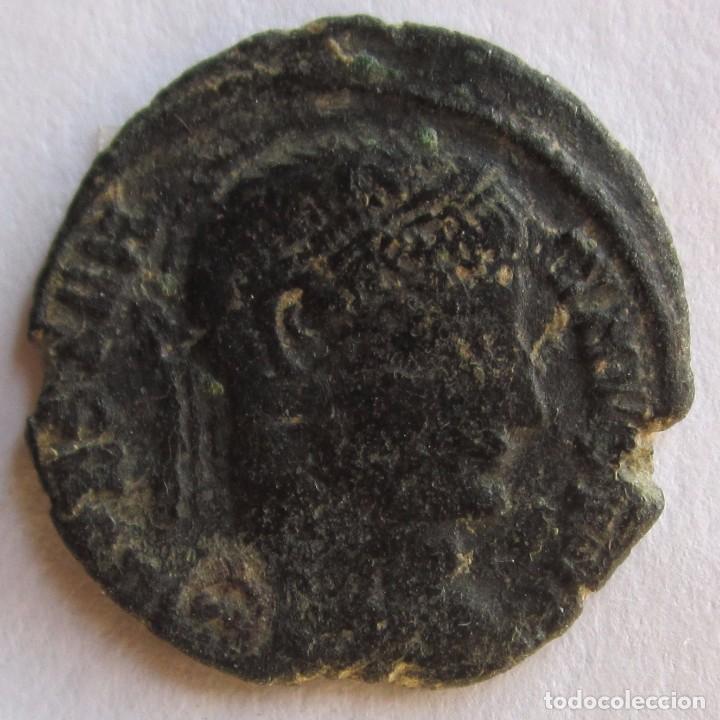 Monedas Roma Rep&uacute;blica: FOLLIS CONSTANTINO EL GRANDE - Foto 1