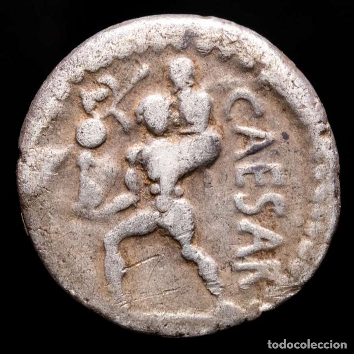 Monedas Roma República: Julio César, denario. Venus / Aeneas Anchises CAESAR Ceca africana. - Foto 1 - 304046488