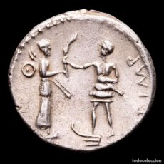 Monedas Roma República: POMPEYO MAGNO, DENARIO DE PLATA. ACUÑADO EN HISPANIA. M. POBLICI.