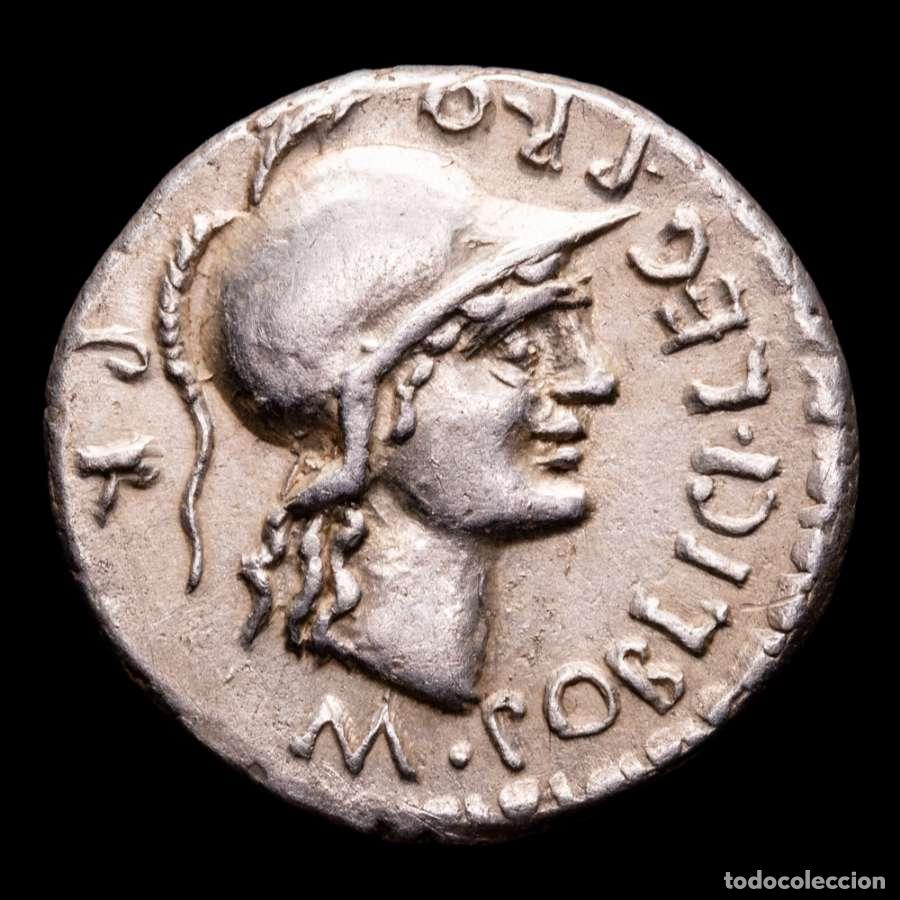 Monedas Roma Rep&uacute;blica: Pompeyo Magno, denario de plata. Acu&ntilde;ado en Hispania. M. POBLICI.