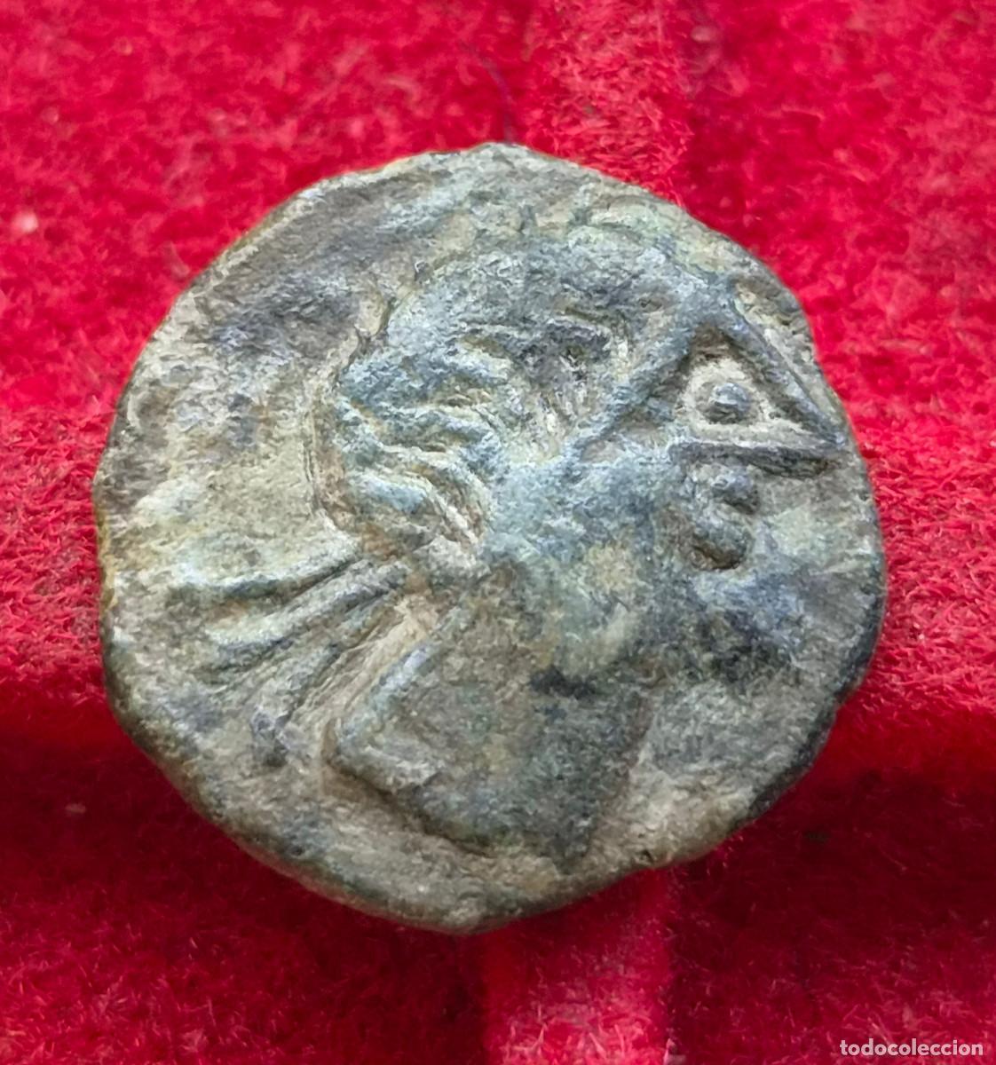 Monedas Roma Rep&uacute;blica: Rep&uacute;blica Romana. IMITACION BARBARA DE UN SEMIS. Ceca Incierta. ROMA en el Exergo. Ae. Peso: 1.9gr