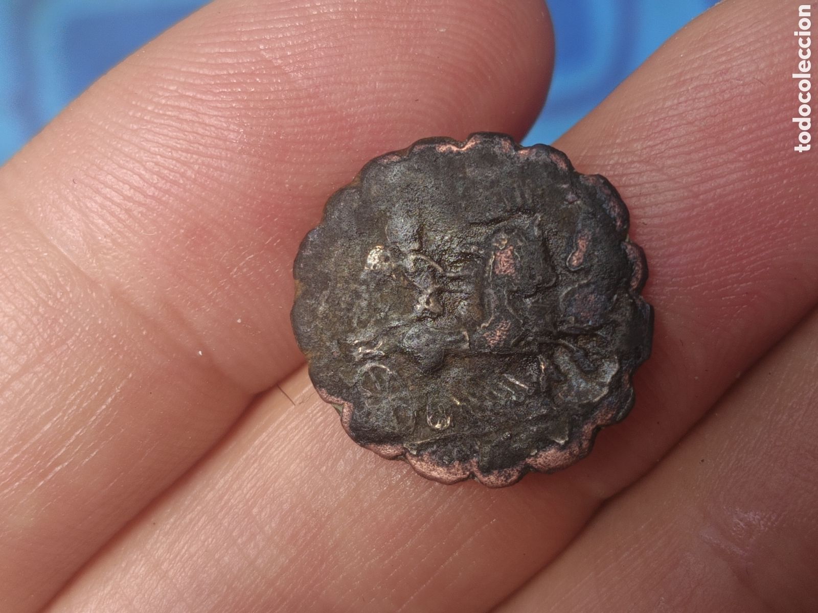 Monedas Roma Rep&uacute;blica: Denario forrado de &eacute;poca. Rep&uacute;blica romana. Dentado