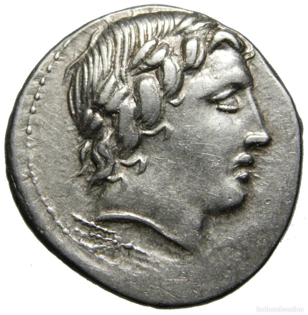 Monedas Roma Rep&uacute;blica: Rep&uacute;blica Romana An&oacute;nima AR Denario (86 aC), Apolo