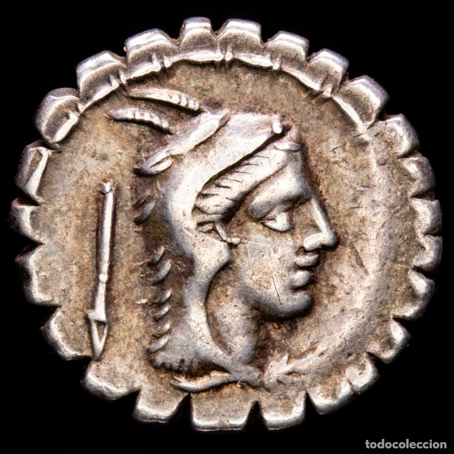 Monedas Roma Rep&uacute;blica: L. Papius denario, plata, Roma 79 aC. Juno Sospita / Griffin (5808)