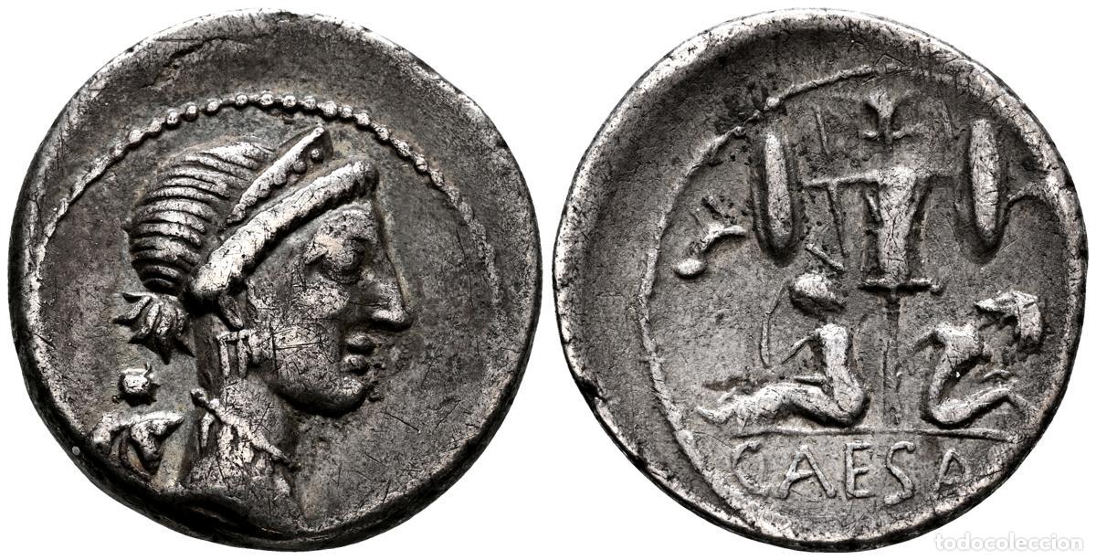 Monedas Roma Rep&uacute;blica: JULIO CESAR. Denario. (Ar. 3,43g/18mm). 46-45 d.C. Ceca militar m&oacute;vil en la Pen&iacute;nsula Ib&eacute;rica. (Craw
