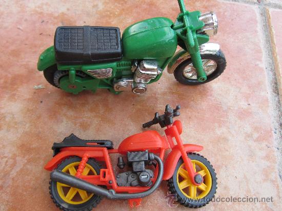Motos a escala: PAR DE MOTOS DE JUGUETE - Foto 1