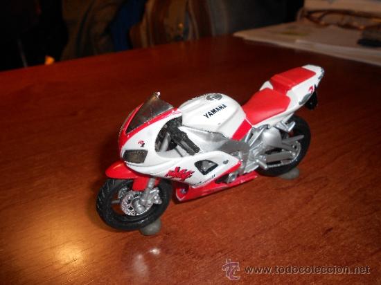 Motos a escala: MOTO YAMAHA - Foto 4