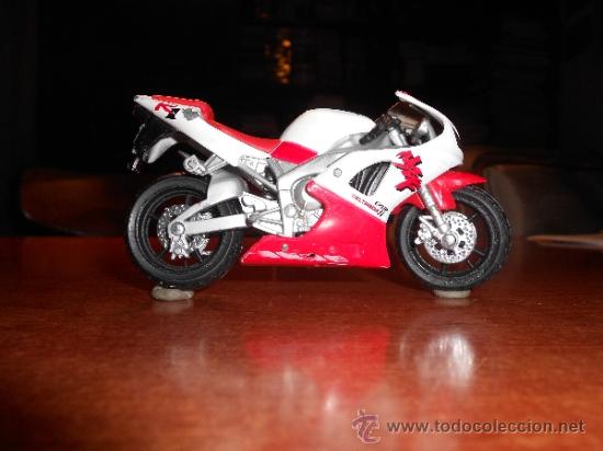 Motos a escala: MOTO YAMAHA - Foto 5