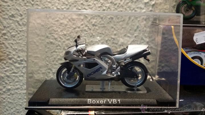 Motos a escala: Moto escala 1.24 BOXER VB1 - Foto 1