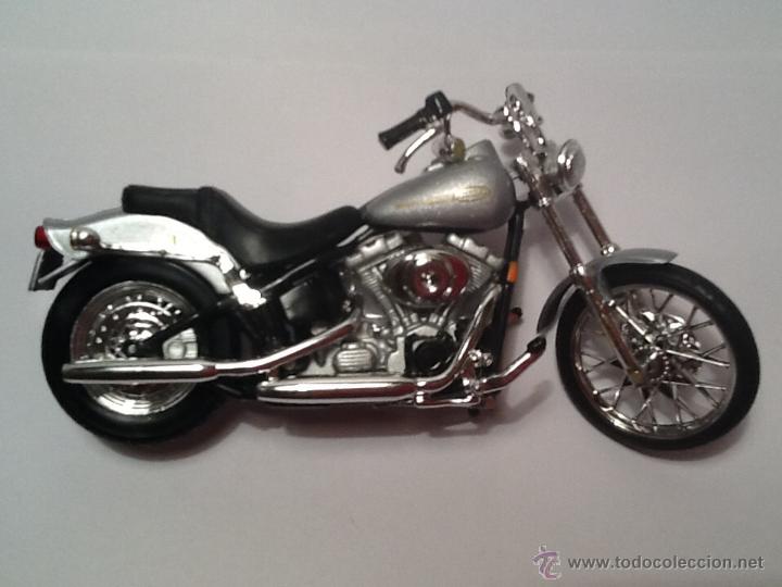 Motos a escala: Maisto Harley Davidson n.2 - Foto 17