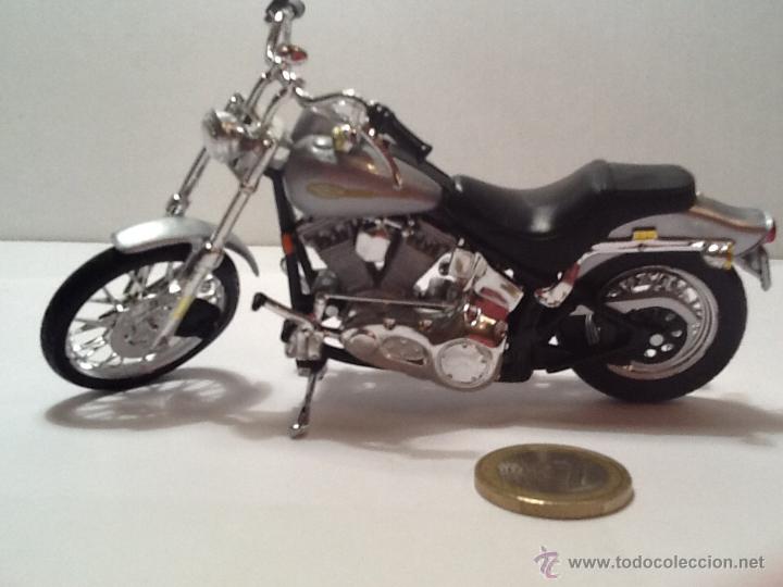 Motos a escala: Maisto Harley Davidson n.2 - Foto 12