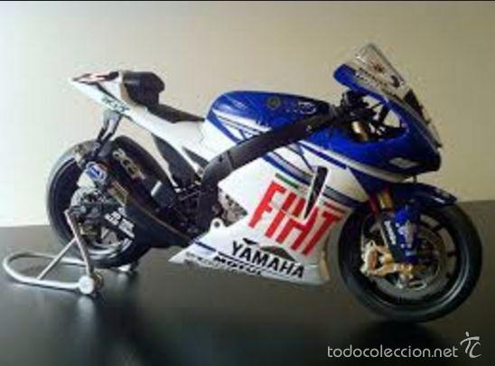 Motos a escala: Colin Edwards 2007 1/12 IXO - Foto 2