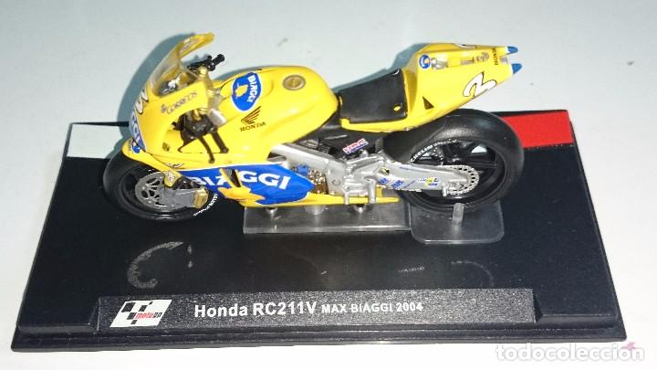 Motos a escala: HONDA RC211VMAX BIAGGI 2004 - Foto 1