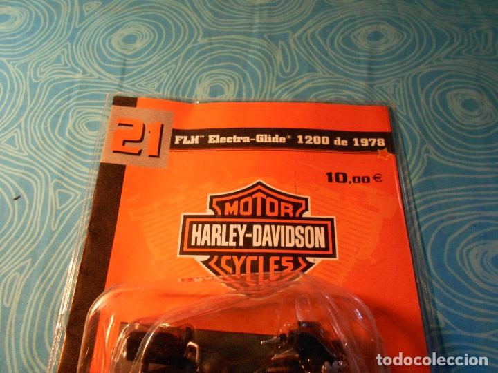 Motos a escala: HARLEY DAVIDSON FLH ELECTRA-GLIDE 1200, 1978 MAISTO - Foto 3