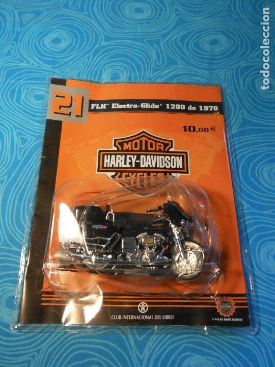 Motos a escala: HARLEY DAVIDSON FLH ELECTRA-GLIDE 1200, 1978 MAISTO - Foto 5