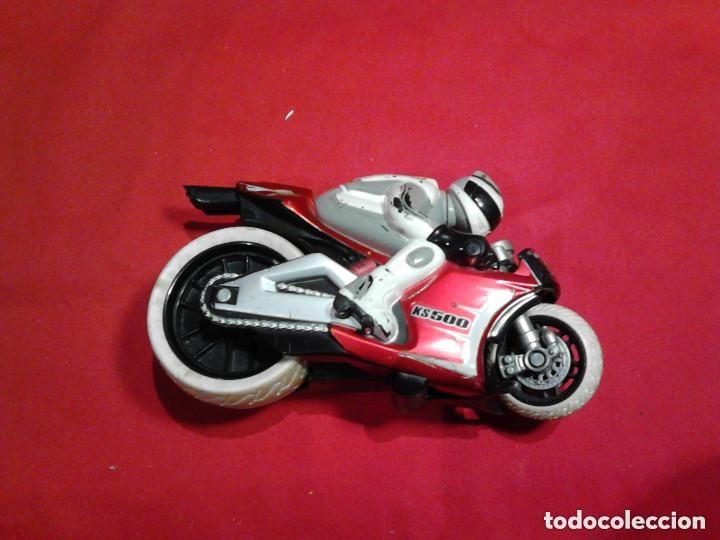 Motos a escala: moto de inercia marca k5500 - Foto 3