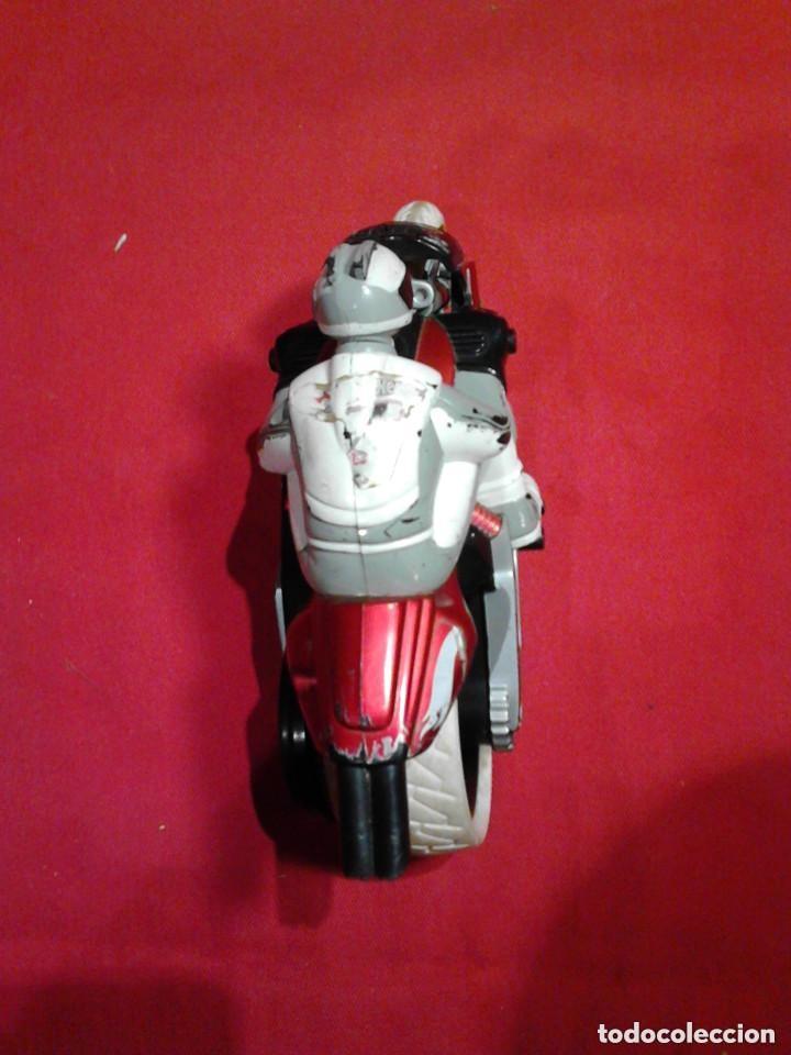 Motos a escala: moto de inercia marca k5500 - Foto 9
