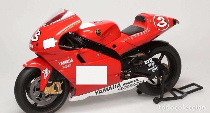 Motos a escala: MAX BIAGGI 1/12 2001 BARECODE - Foto 1