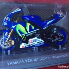 Motos a escala: MOTO VALENTINO ROSSI (2015) YAMAHA YZR-M1. Lote 131289887