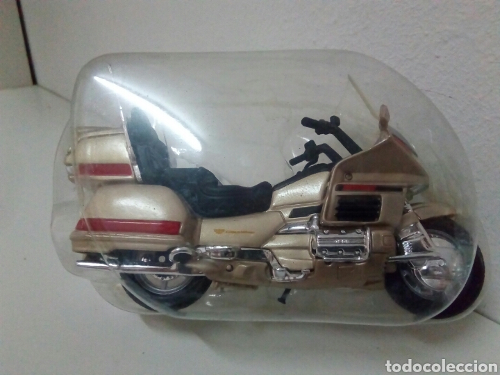 Motos a escala: Honda goldwing nueva en blister - Foto 1