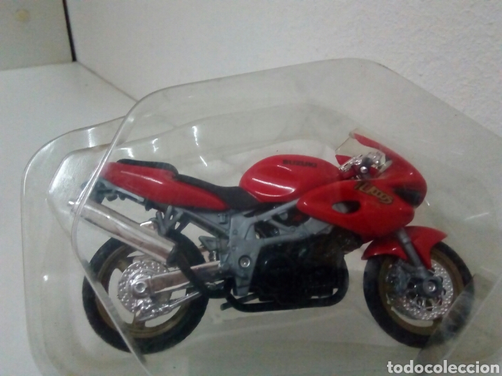 Motos a escala: Suzuki sv nueva en blister - Foto 1