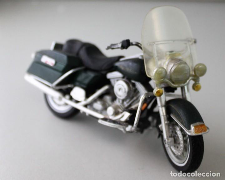 Motos a escala: Moto Harley Davidson escala 1.18 - Foto 1