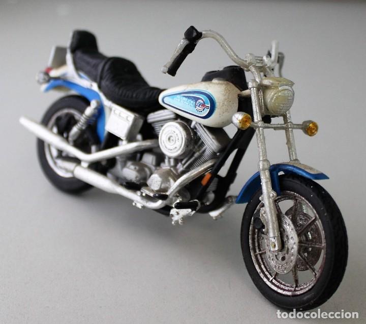 Motos a escala: Moto Harley Davidson escala 1.18 - Foto 1