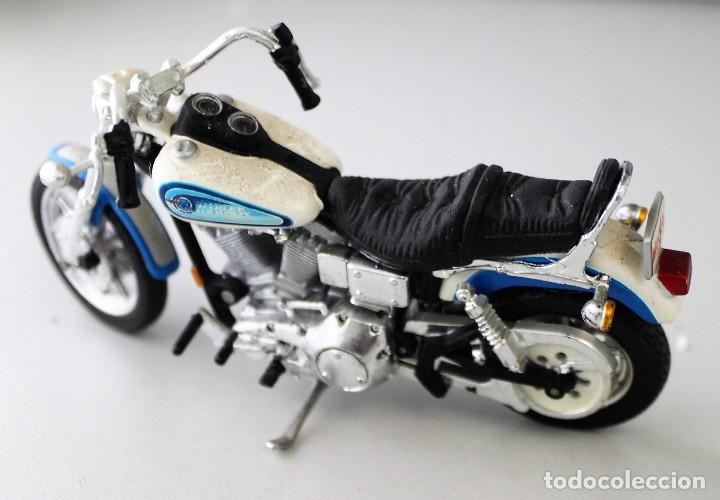 Motos a escala: Moto Harley Davidson escala 1.18 - Foto 2