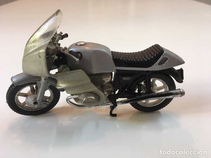 Motos a escala: Moto BMW 1000 - Foto 3