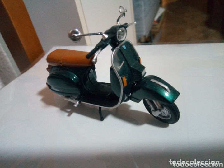 Motos a escala: moto vespa marca maiso - Foto 2