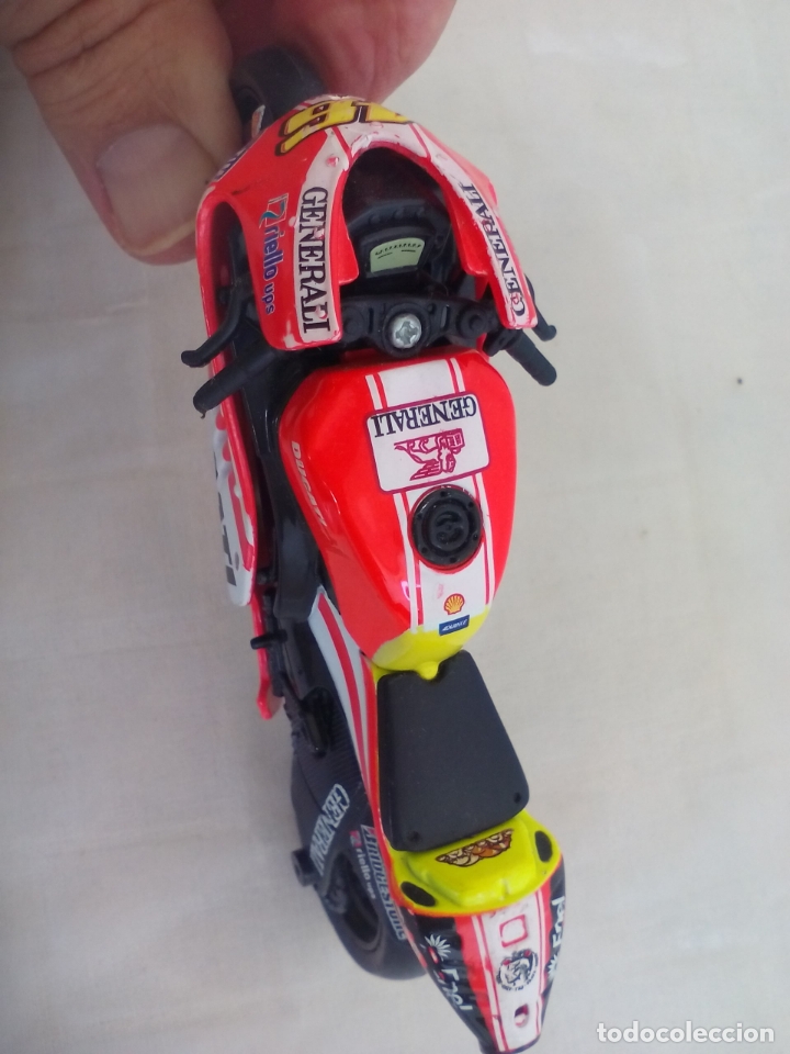 Motos a escala: MAISTO, MOTO DUCATI MINIATURA. - Foto 3
