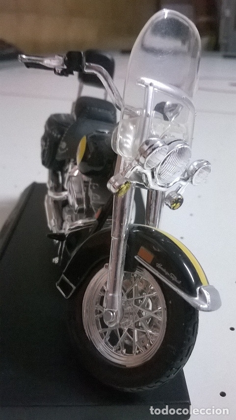 Motos a escala: 2 MOTOS MAISTO - Foto 4
