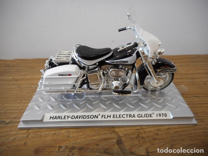 Motos a escala: Harley-davidson FLH electra Glide 1970 - Foto 2