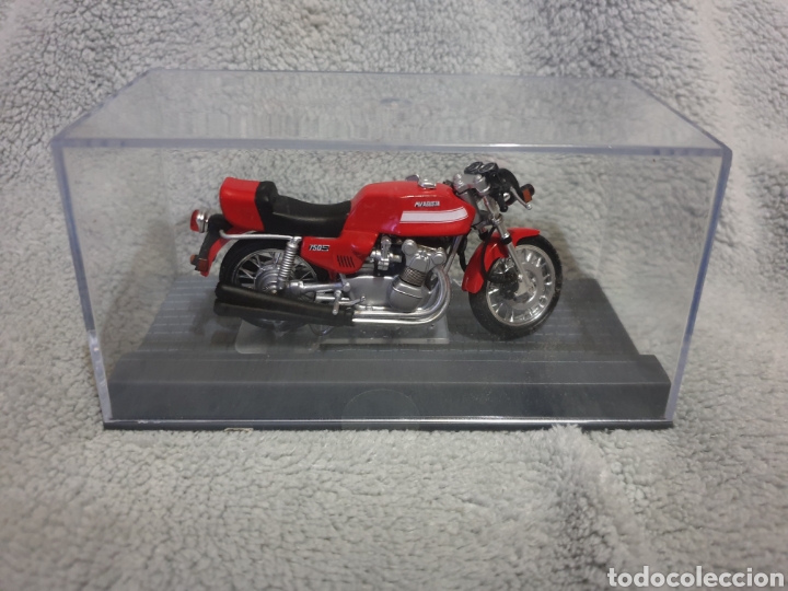 Motos a escala: Moto MV Augusta 750S 1973 - Foto 3 - 189760511