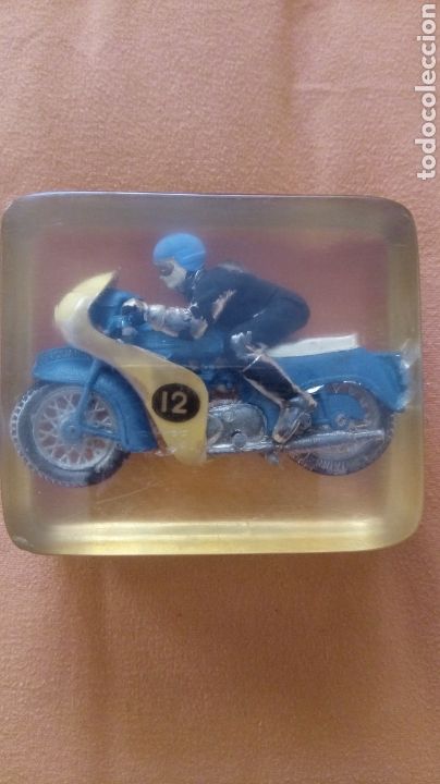 Motos a escala: Moto antigua a escala. - Foto 2