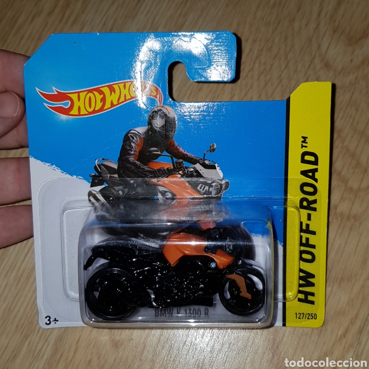 moto hot wheels