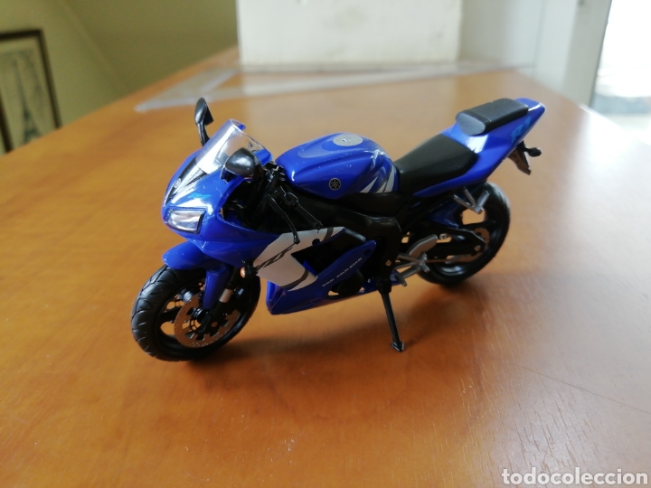 Motos a escala: Yamaha YZF R1 - Foto 1