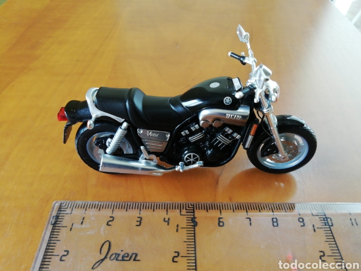 Motos a escala: Yamaha V Max - Foto 2