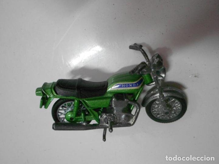 Motos a escala: ANTIGUA MOTO HONDA - Foto 1
