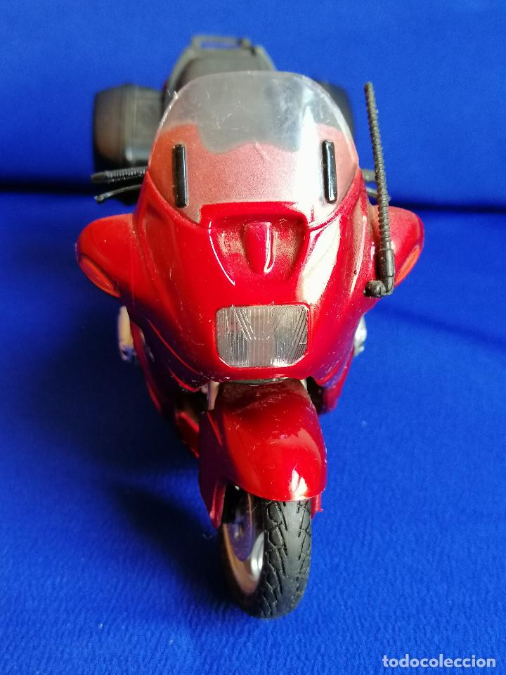 Motos a escala: MOTO BMW- ROJA - Foto 3