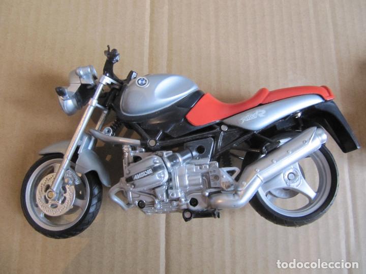 Motos a escala: LOTE 3 MOTOS - Foto 13