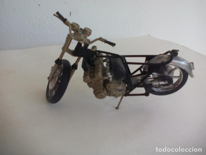 Motos a escala: MOTO GUILOY. 21 cm - Foto 3