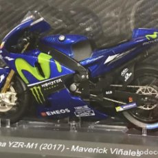 Motos a escala: MOTO GP 2017 - MAVERICK VIÑALES - YAMAHA YZR-M1- IXO, ALTAYA / N5 (ESCALA 1:18). Lote 218725410