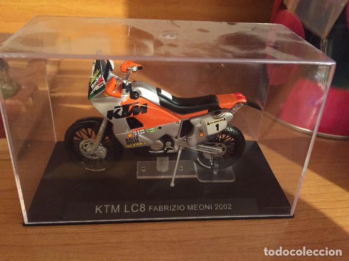 Motos a escala: KTM LC8 Fabrizio Meoni 2002 - Foto 1