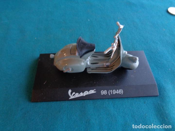 Motos a escala: MOTO VESPA 1946 - Foto 3